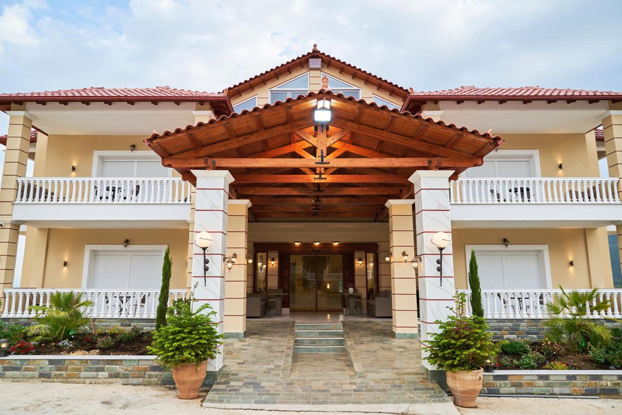 Famissi Suites 1 Kalambaka Extérieur photo
