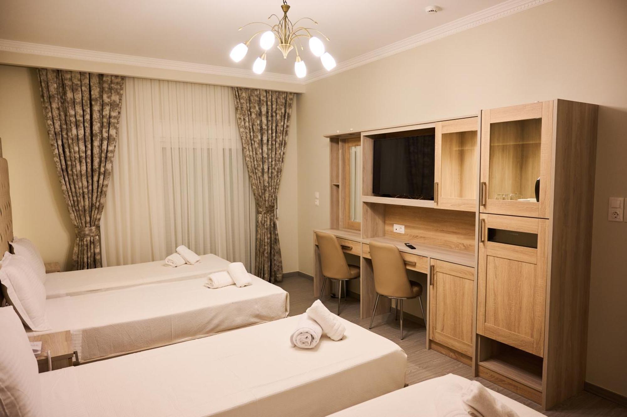 Famissi Suites 1 Kalambaka Extérieur photo