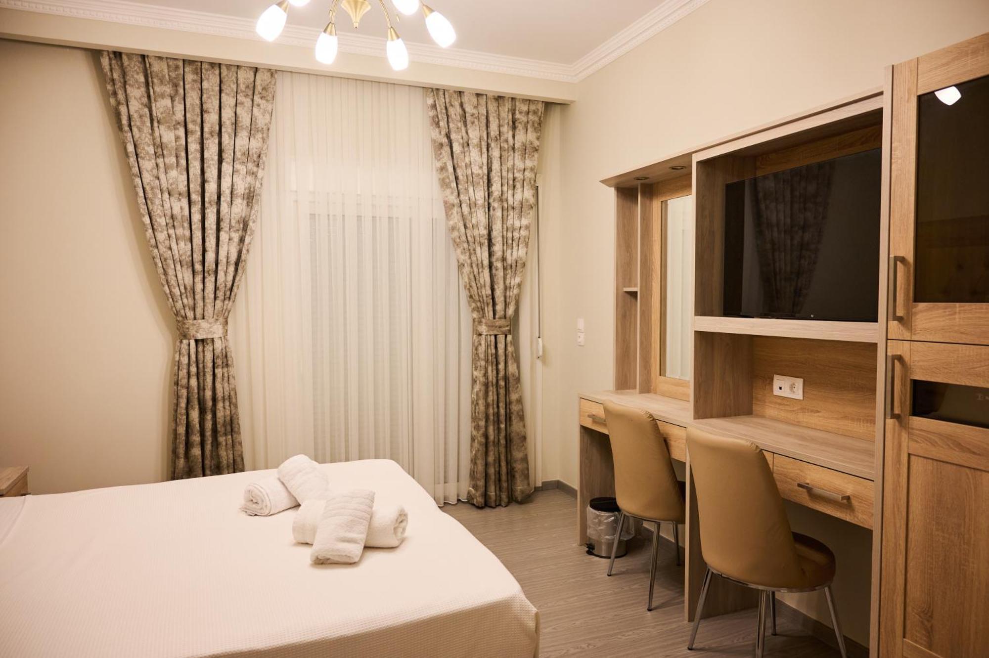Famissi Suites 1 Kalambaka Extérieur photo
